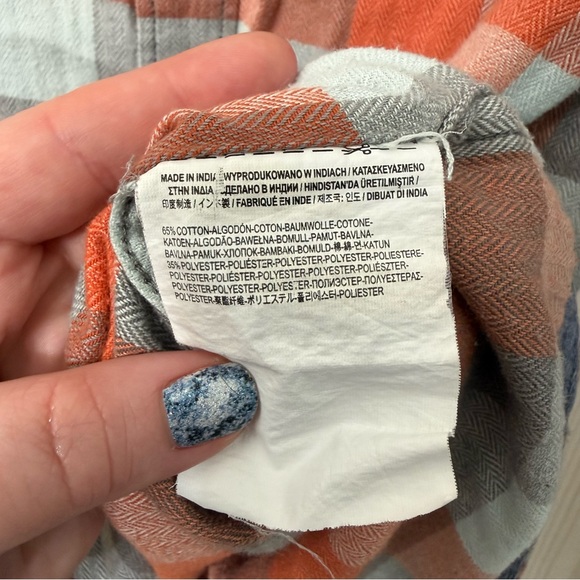 VANS👟 Orange & gray plaid button up flannel - Picture 6 of 6